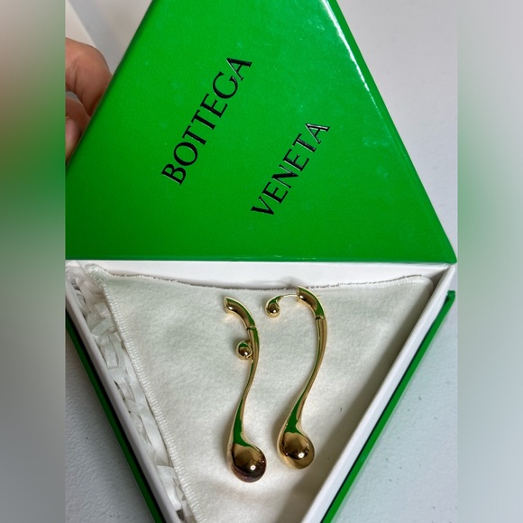 Bottega Veneta Statement Earrings - Picture 4 of 6